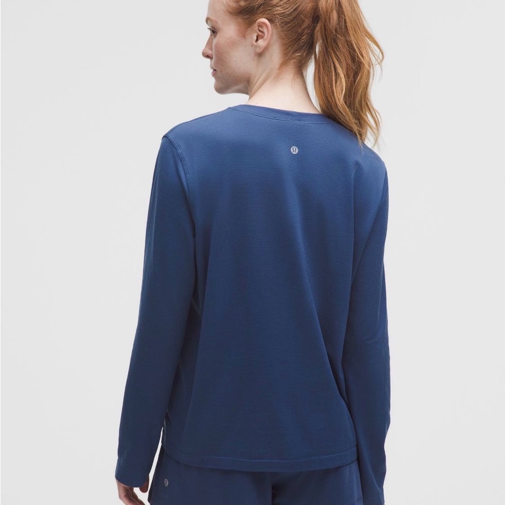 Lululemon swiftly tech relaxed, long sleeve size 6 NWT blue twill - Picture 5 of 6